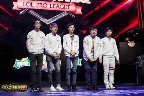 Dade重返LPL战场 带领Newbee卷土重来